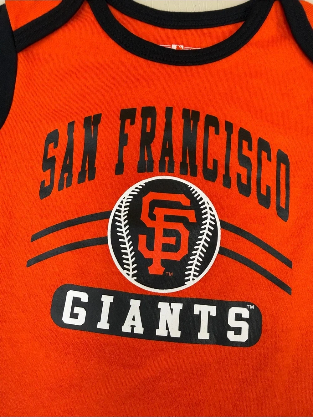 San Francisco Giants Orange & Black Baby One-Piece Bodysuit 3-6 months Onesie